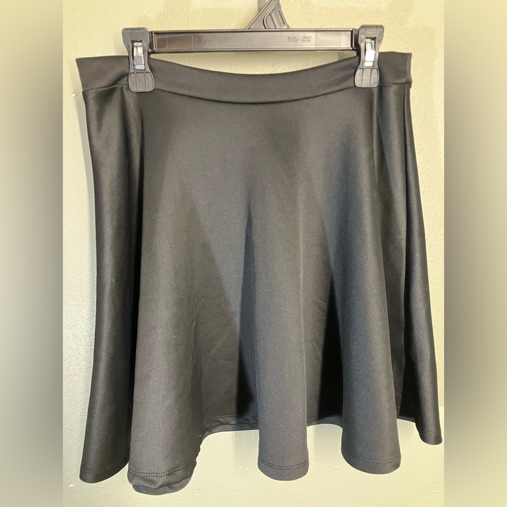 Popular basics, black skater skirt, size medium